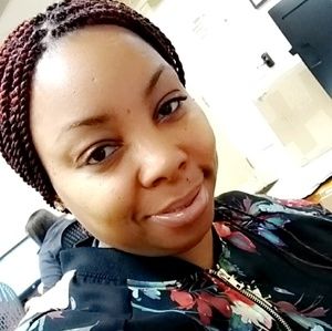 Meet your Posher, Nikia